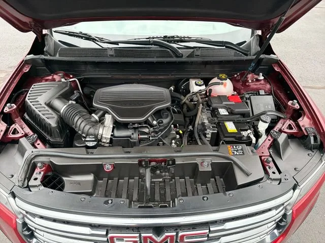 Used 2023 VOLCANIC RED TINTCOAT GMC AT4 image 26