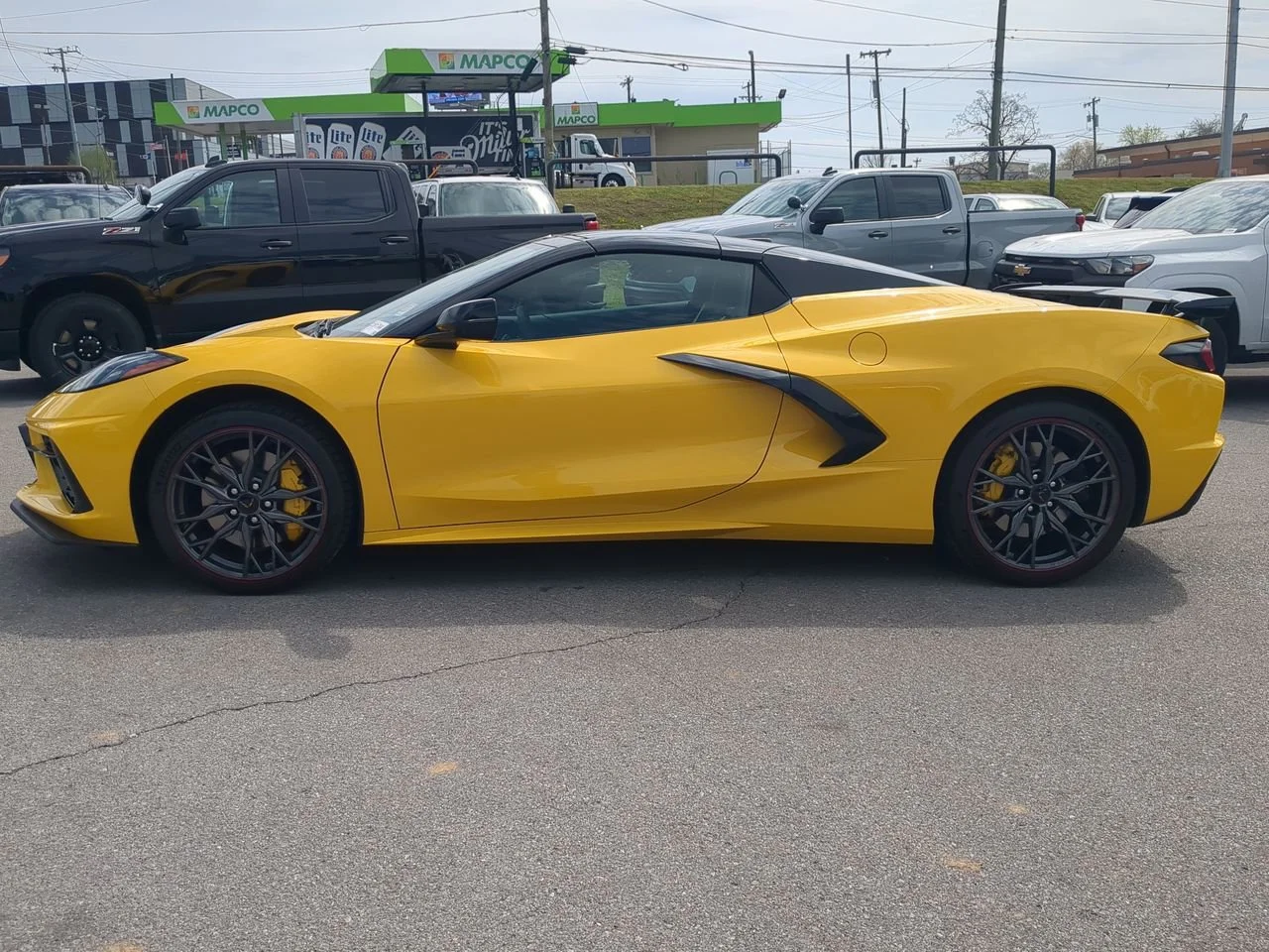 Used 2026 Competition Yellow Tintcoat Metallic Chevrolet 2LT image 5