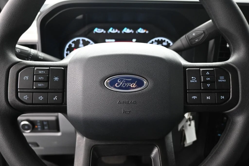 New 2026 Oxford White Ford XL image 10