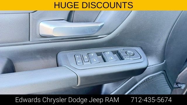New 2026 Granite Crystal Metallic Clearcoat RAM Warlock image 15