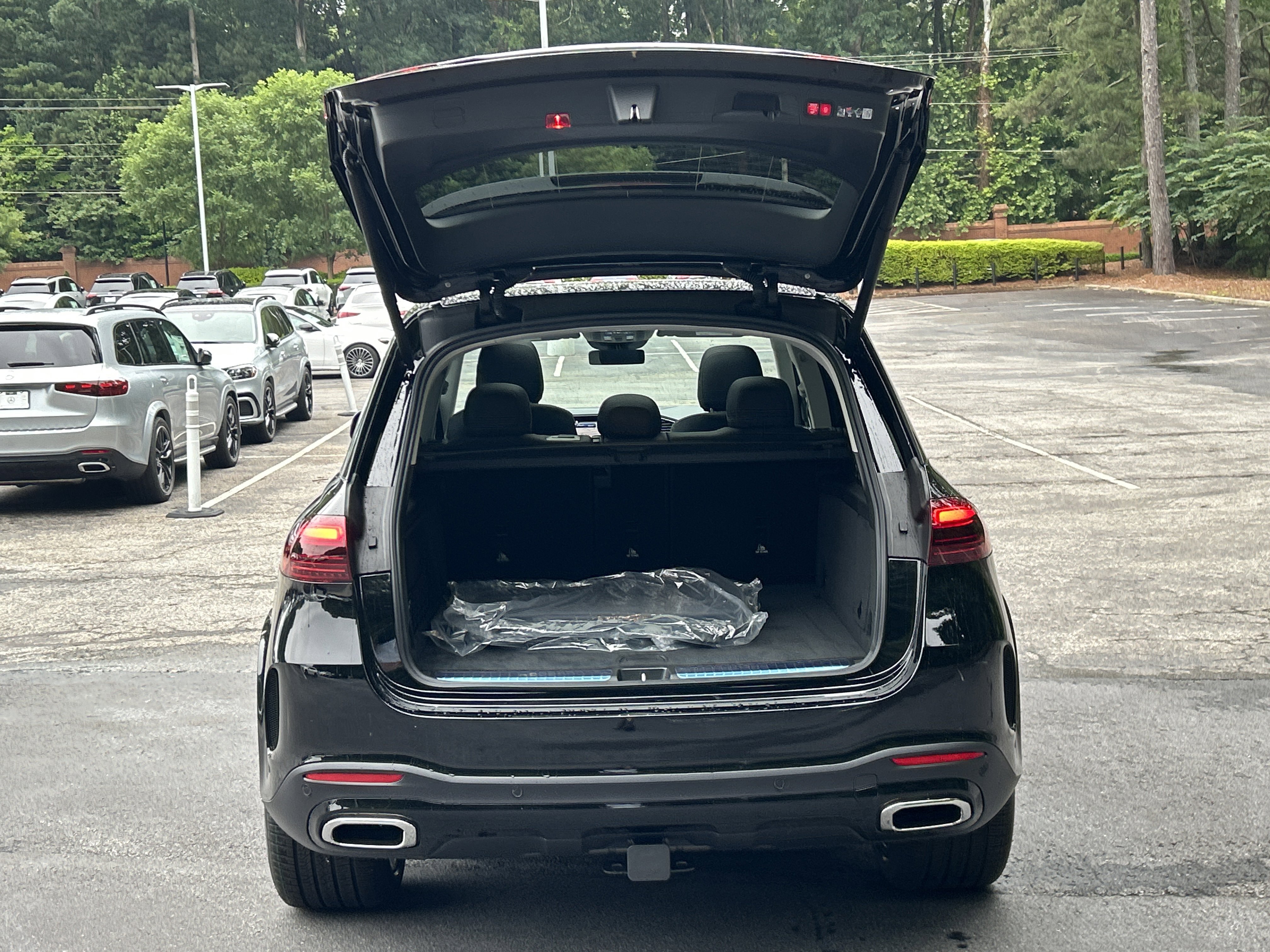 New 2026 Black Mercedes-Benz GLE 350 4MATIC® SUV image 8