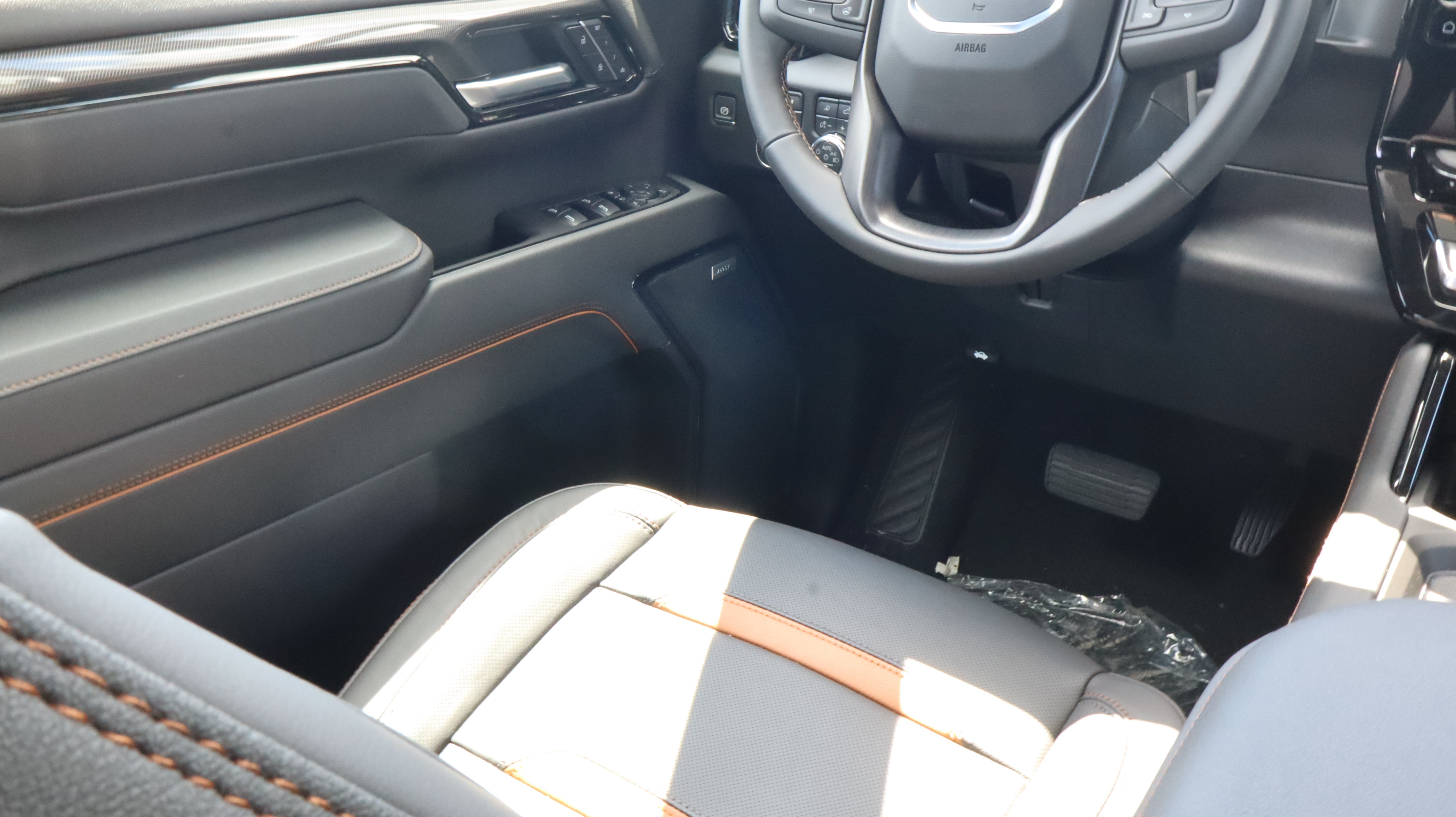 2026 GMC Sierra 3500HD AT4 - Photo 13