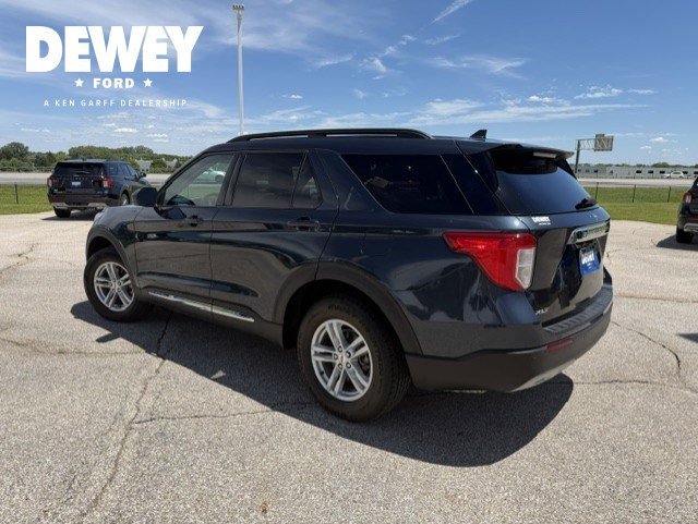 Certified Used 2023 Blue Metallic Ford XLT image 5