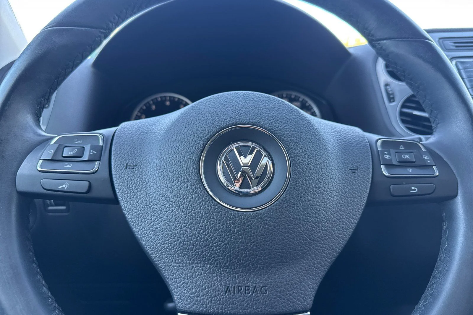 Used 2017 White Volkswagen 2.0T Wolfsburg Edition image 26