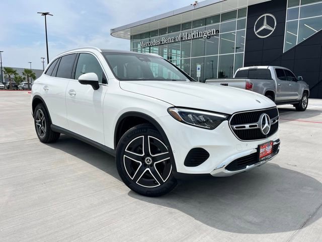 New 2026 Polar White Mercedes-Benz GLC 300 image 29