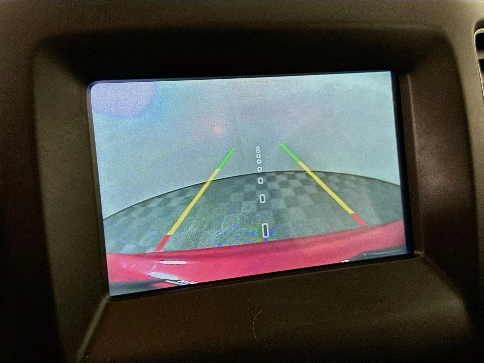 Used 2019 Redline Pearlcoat Jeep Latitude image 6