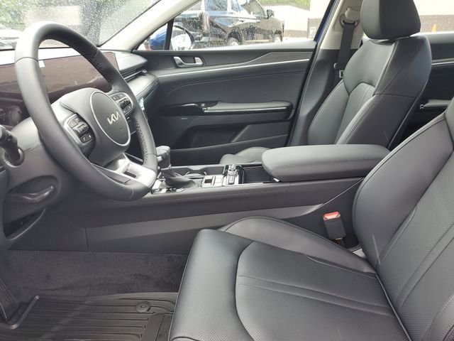 2025 Kia K5 EX - Photo 13