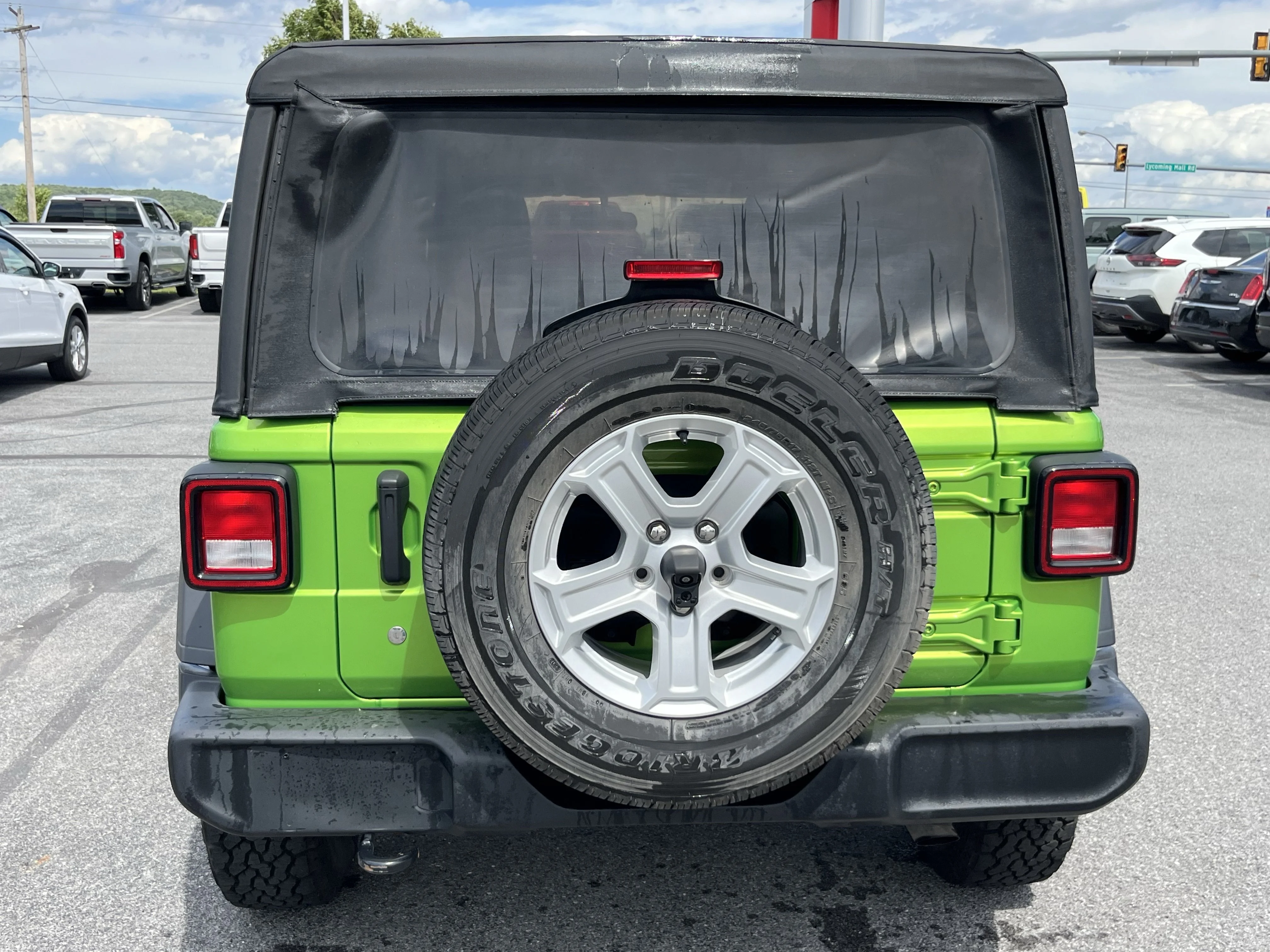 Used 2018 Mojito! Clearcoat Jeep Unlimited Sport S image 6
