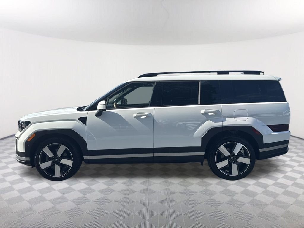 Used 2024 White Hyundai Limited image 8