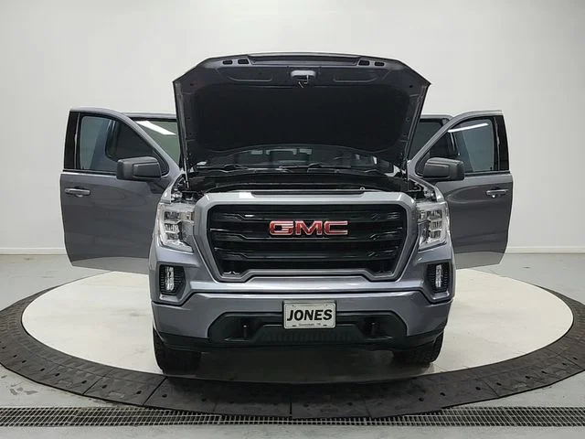 Used 2020 Gray GMC Elevation image 11