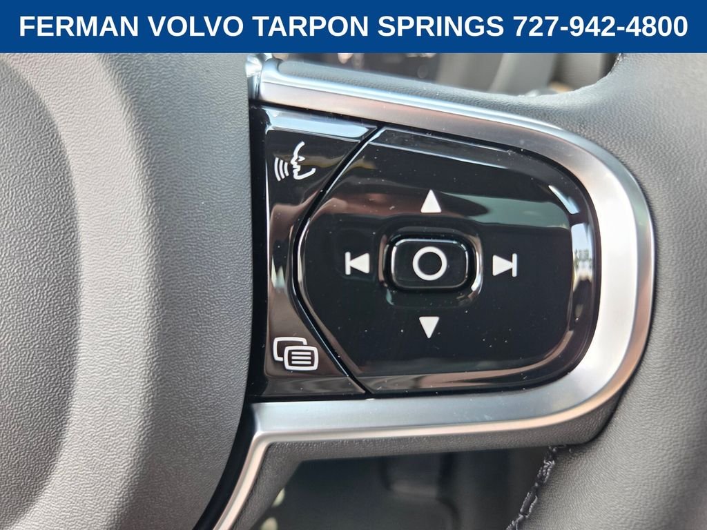 New 2026 Onyx Black Volvo Core image 30