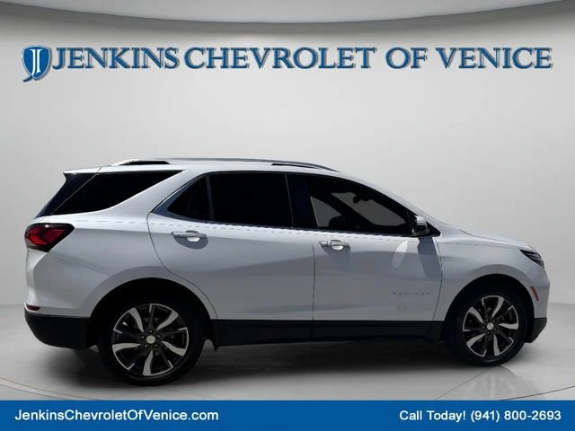 Used 2024 Iridescent Pearl Tricoat Chevrolet Premier image 3