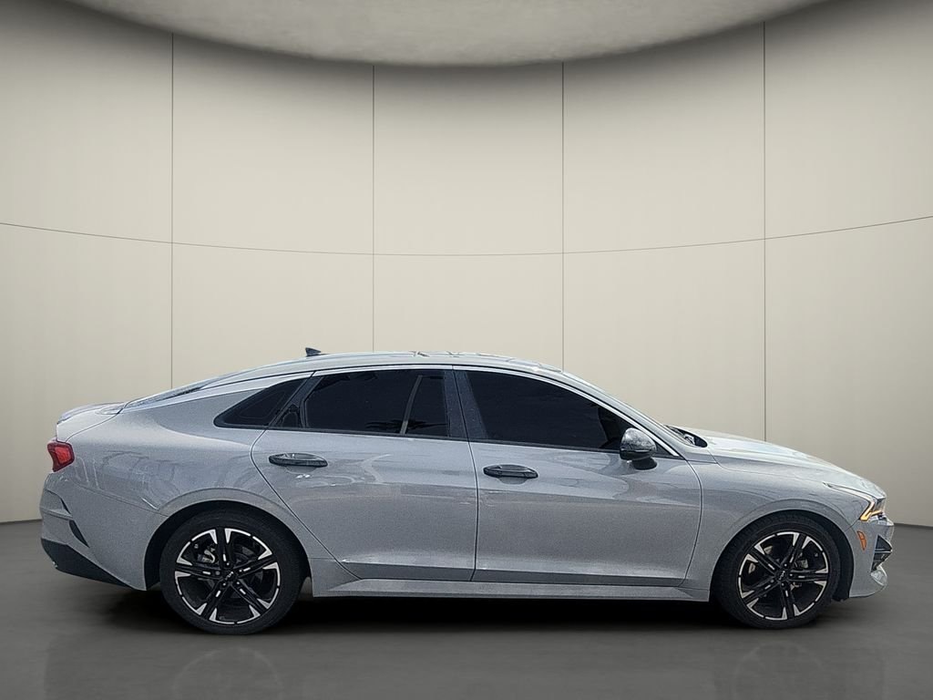 Used 2022 Gray Kia GT-Line image 8