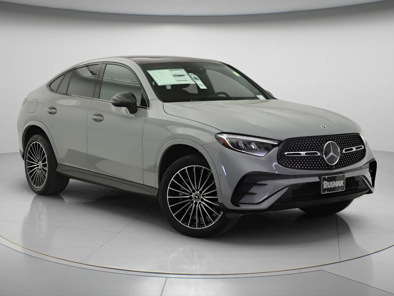 New 2027 MANUFAKTUR Alpine Grey Mercedes-Benz 300 Coupe 4MATIC® image 3