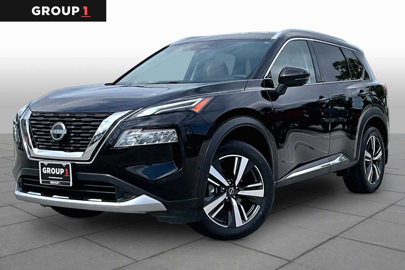 2023 Nissan Rogue Platinum FWD's photo