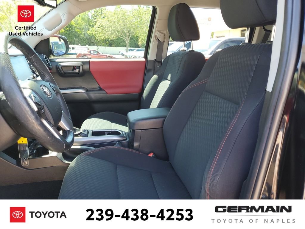 Used 2022 Black Toyota SR5 image 19