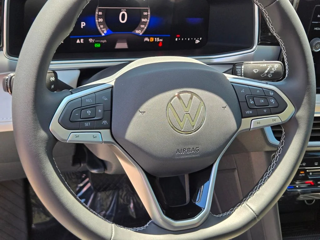 New 2026 Gray Volkswagen 1.5T SE image 11