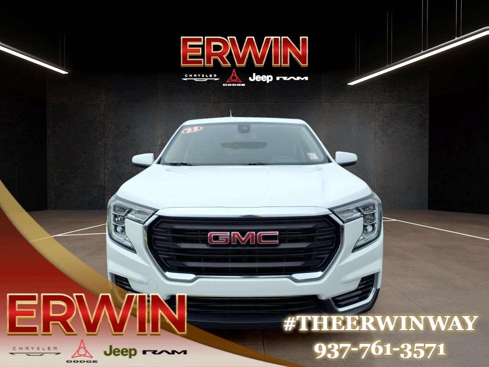 Used 2023 Summit White GMC SLE image 2