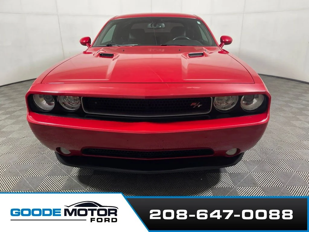 Used 2012 Redline 3 Coat Pearl Dodge R/T image 3