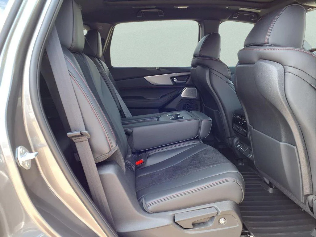 2026 Acura MDX A-Spec Package - Photo 13