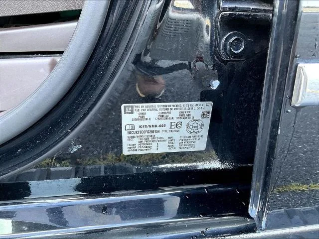 Used 2015 Black Chevrolet  image 22