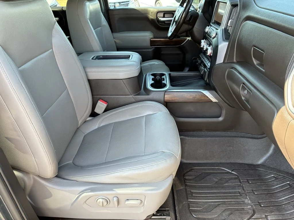 Used 2019 DARK SKY METALLIC GMC SLT image 23