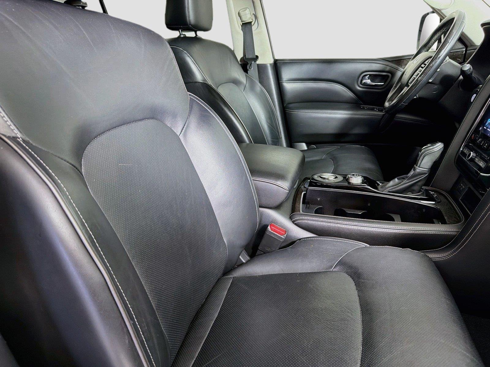 Used 2020 Liquid Platinum INFINITI LUXE image 30