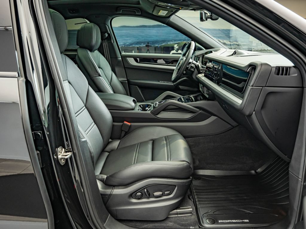 2025 Porsche Cayenne Coup E-Hybrid - Photo 39
