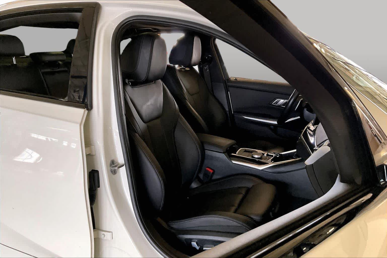 Used 2023 Alpine White BMW 330i image 8