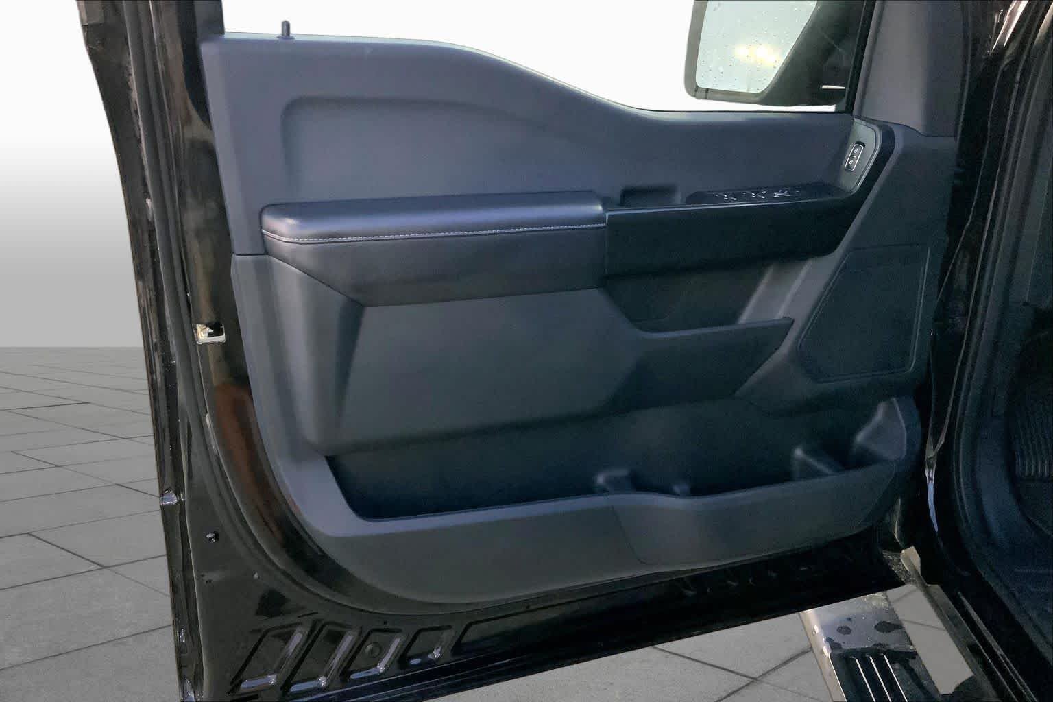 Used 2025 Agate Black Metallic Ford STX image 20