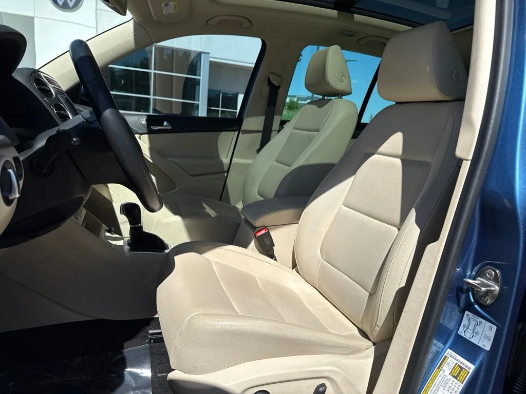 Used 2017 Blue Volkswagen 2.0T Wolfsburg Edition image 9