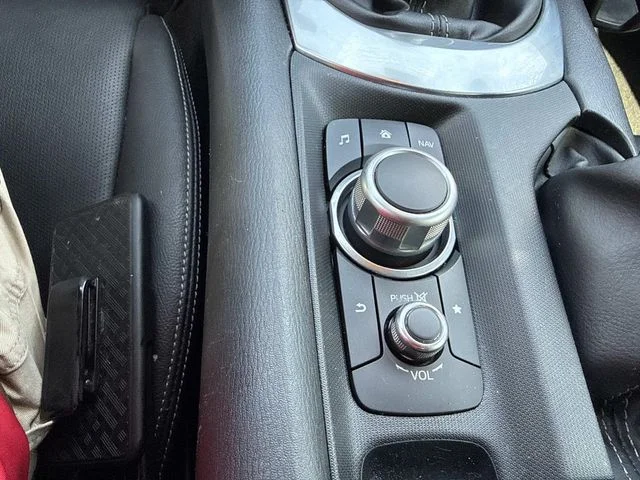 Certified Used 2021 Blue Mazda Grand Touring image 31