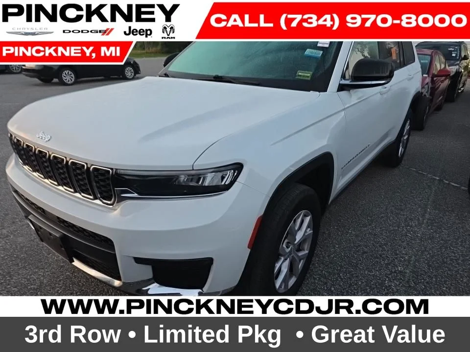 Used 2022 White Jeep Limited image 1