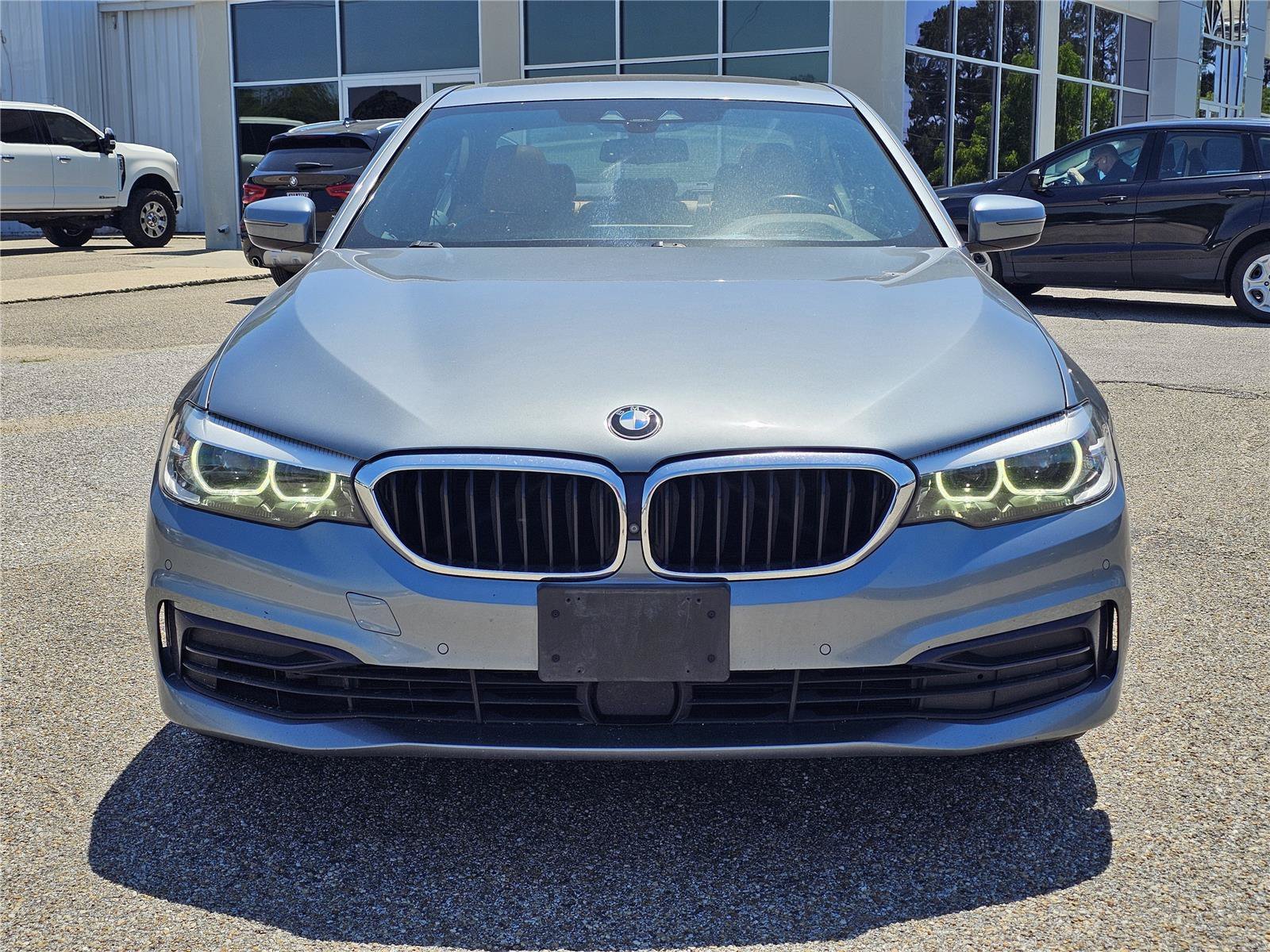 2020 BMW 5 Series 530i - Photo 2