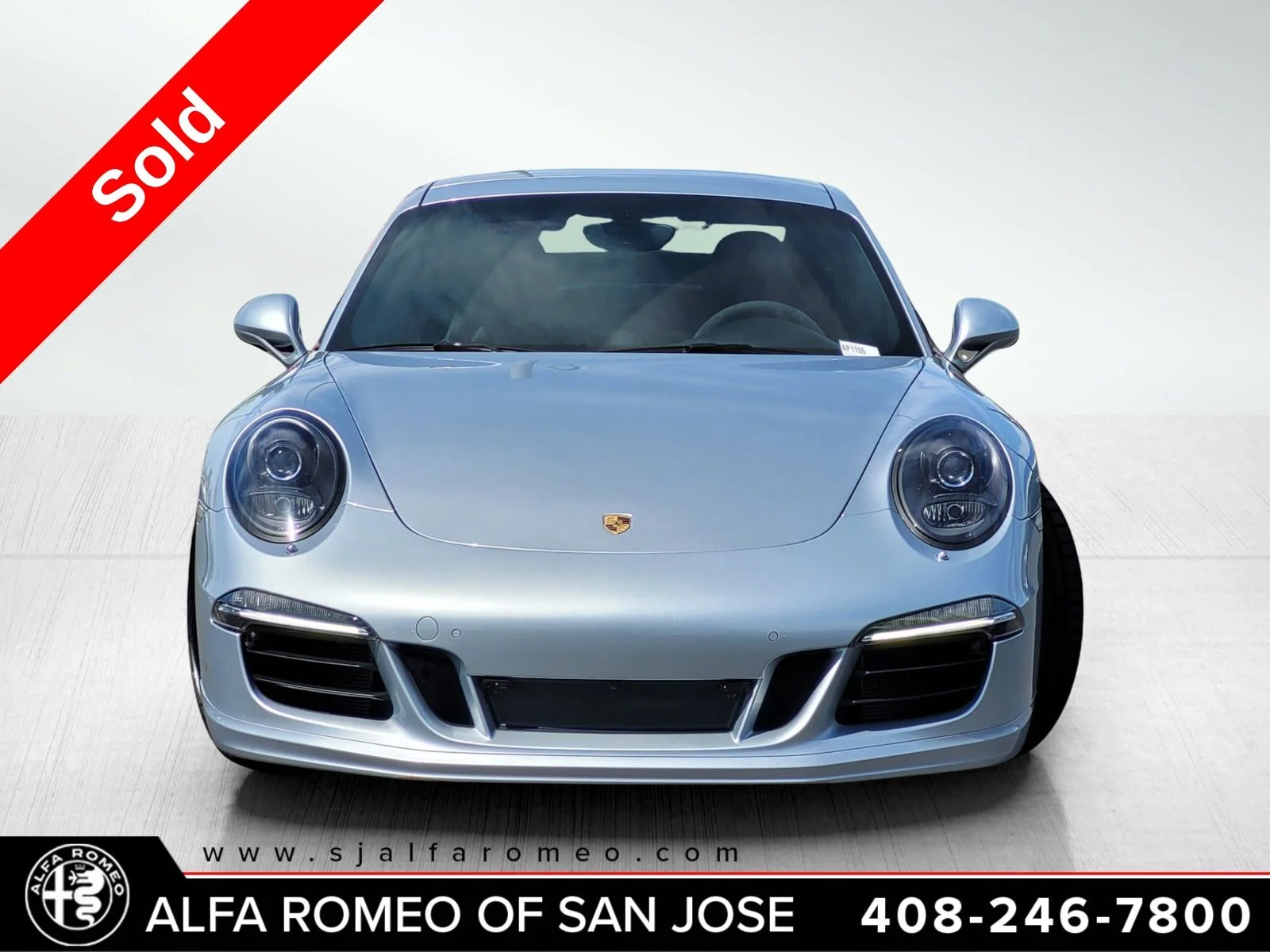 Used 2014 Silver Porsche Carrera S image 2