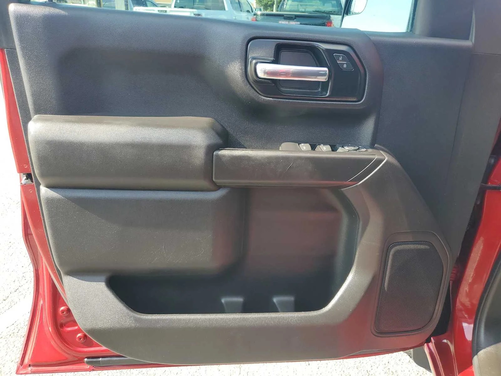 Used 2021 CHERRY RED TINTCOAT Chevrolet Custom image 21
