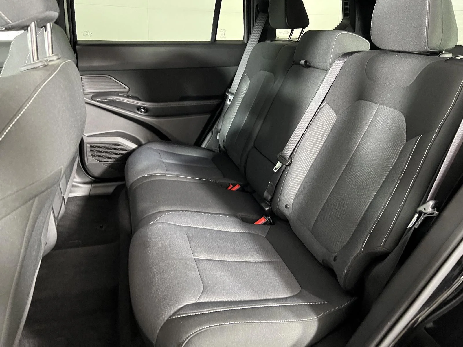 Used 2026 Diamond Black Crystal Pearlcoat Jeep Laredo image 13