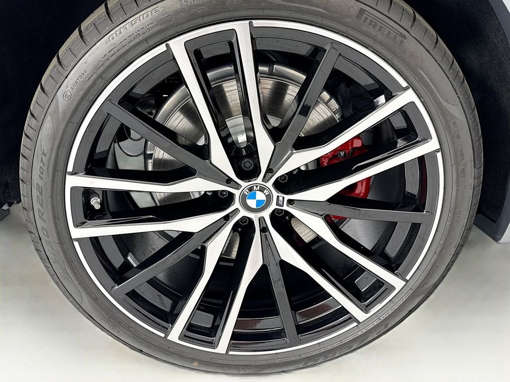 New 2026 Gray Metallic BMW M60i image 32