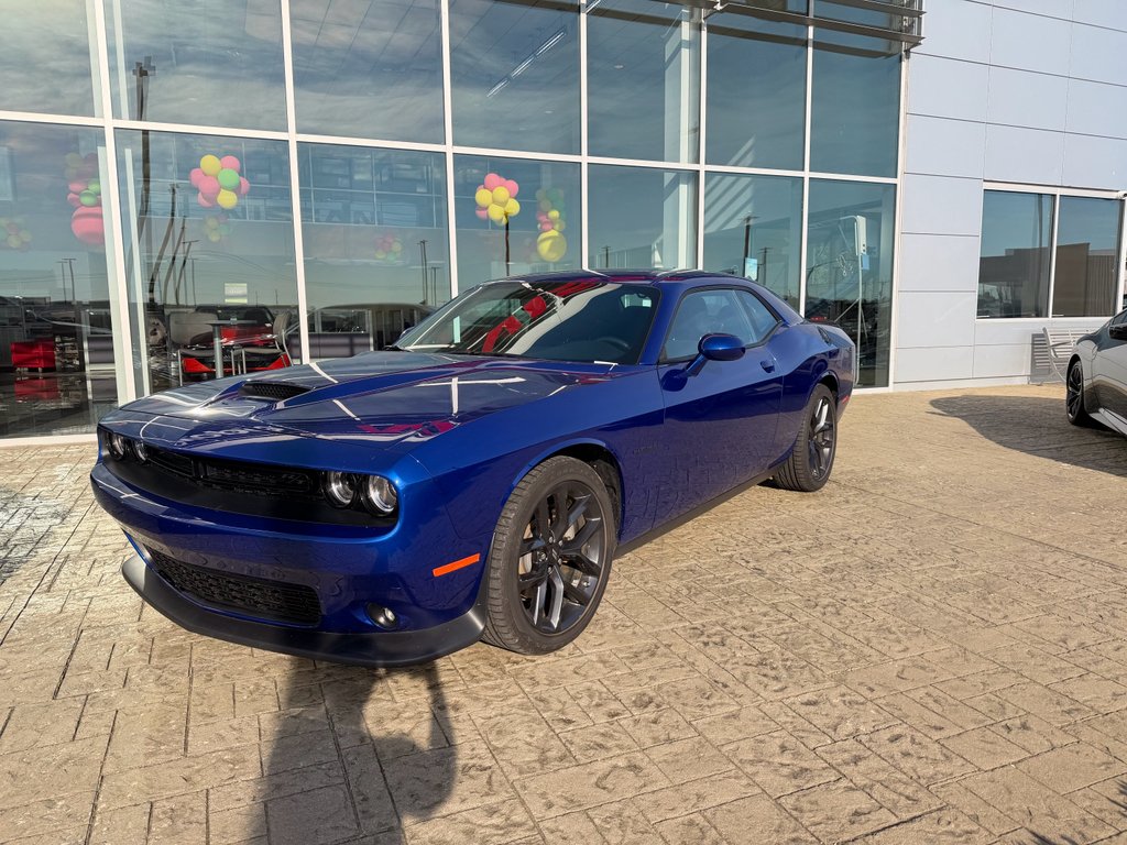 Used 2022 Indigo Blue Dodge R/T image 1