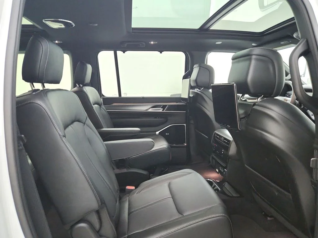 2026 Jeep Grand Wagoneer L Limited Reserve - Photo 30