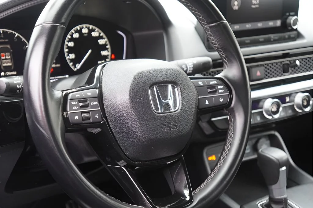 Used 2025 Black Honda Sport image 13