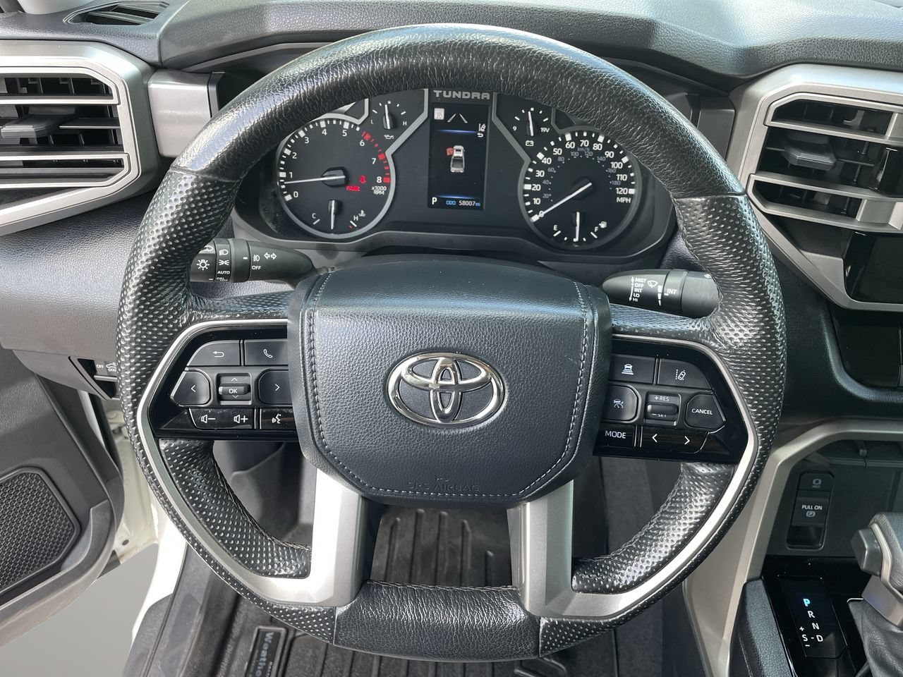 Used 2024 Ice Toyota SR5 image 29