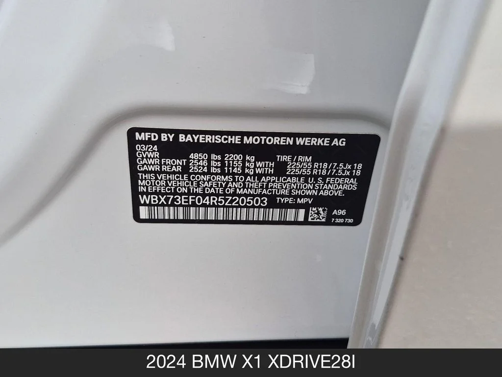Used 2024 White BMW xDrive28i image 26