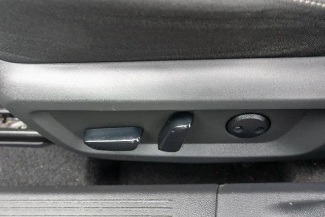Used 2021 Gray Nissan SV image 18