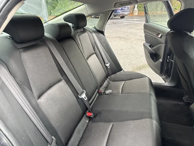 Used 2018 Gray Honda EX image 11