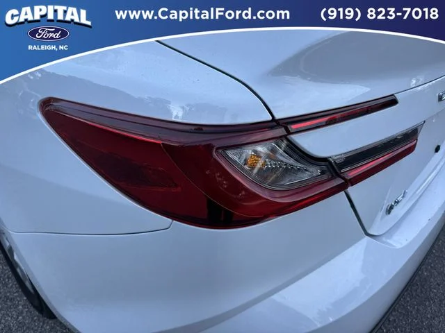 Used 2025 White Toyota LE image 15