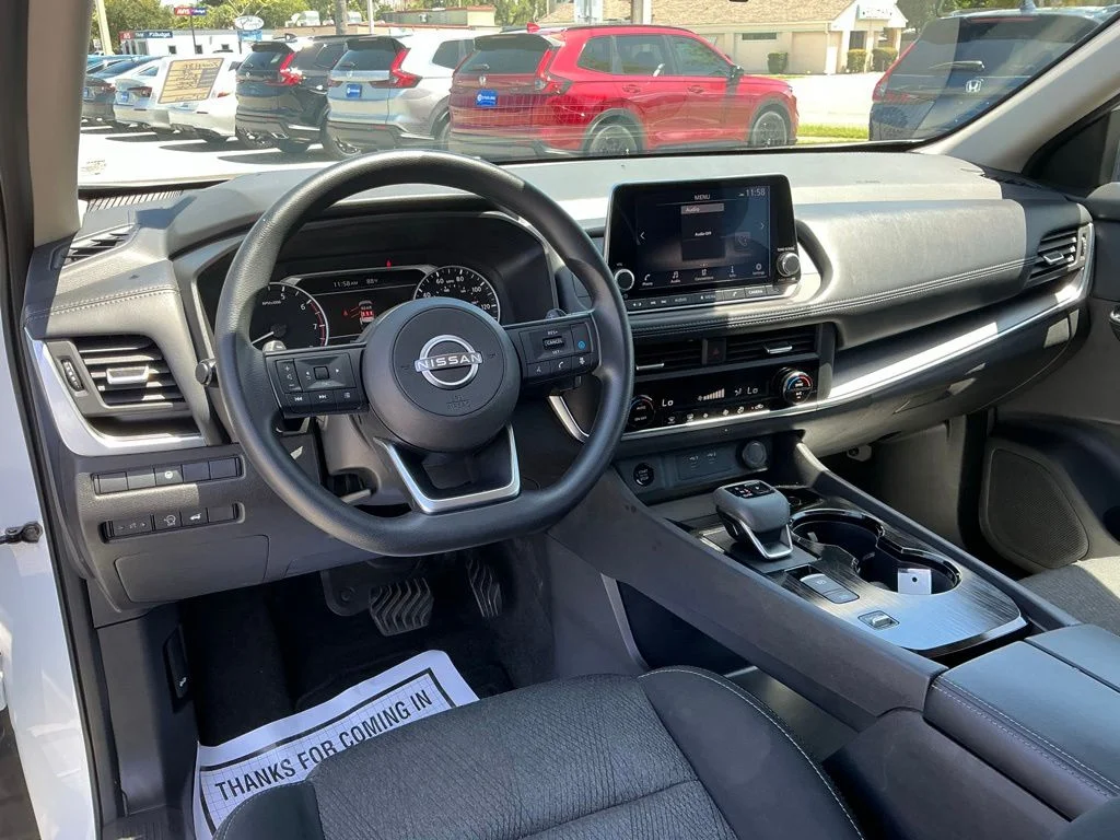 Used 2024 White Nissan SV image 26