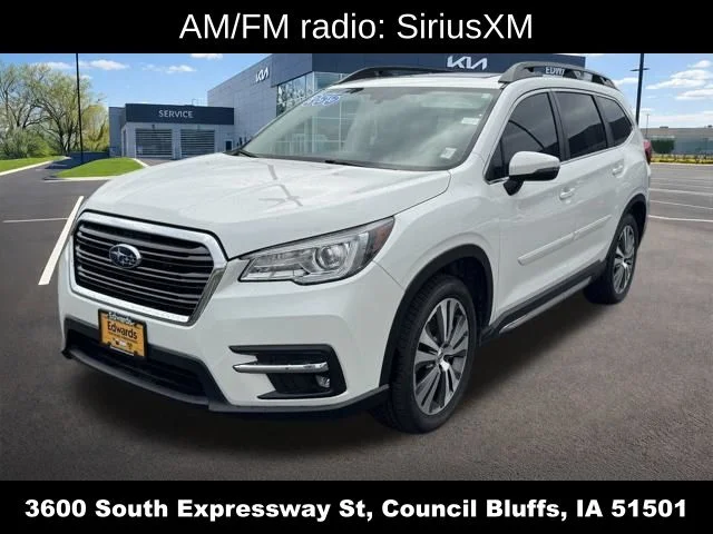 Used 2022 White Subaru Limited image 9