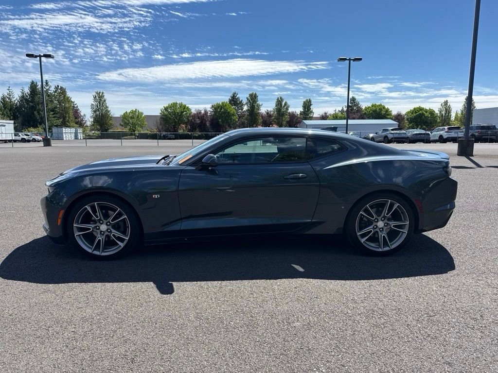 Used 2019 Shadow Gray Metallic Chevrolet 1LT image 4