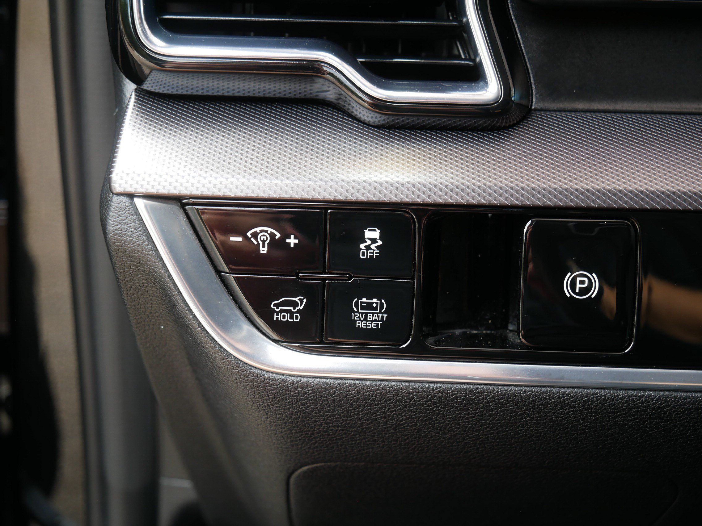 Certified Used 2023 Fusion Black Kia SX-Prestige image 26